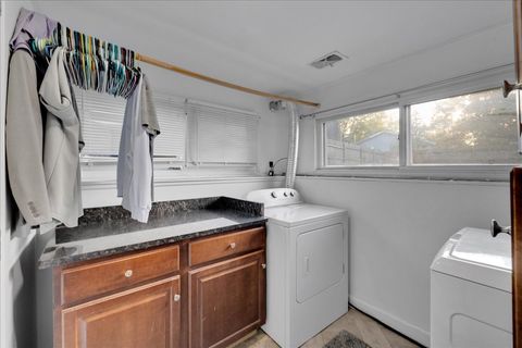 Tiny photo for 43 Hampton Road, Montgomery, IL 60538 (MLS # 12507519)