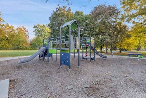 Tiny photo for 43 Hampton Road, Montgomery, IL 60538 (MLS # 12507519)