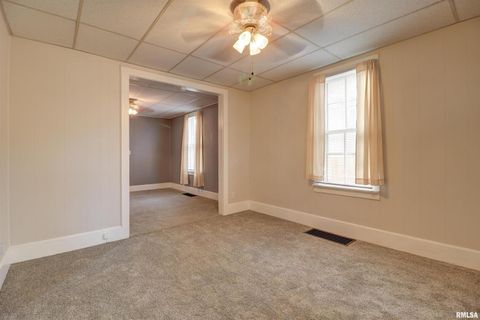 Tiny photo for 1913 PERSHING Boulevard, Clinton, IA 52732 (MLS # QC4269295)