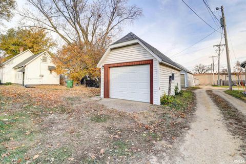 Tiny photo for 1913 PERSHING Boulevard, Clinton, IA 52732 (MLS # QC4269295)