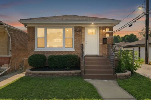 Tiny photo for 9314 S Colfax Avenue, Chicago, IL 60617 (MLS # 12712040)