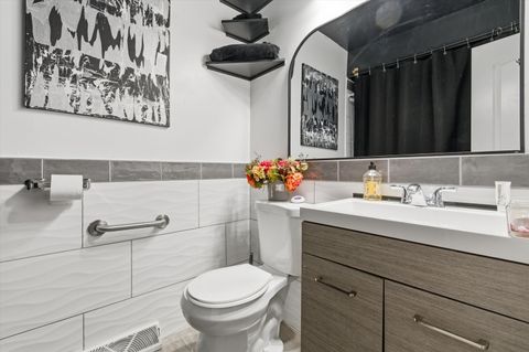 Tiny photo for 9904 S State Street #B, Chicago, IL 60628 (MLS # 12578448)