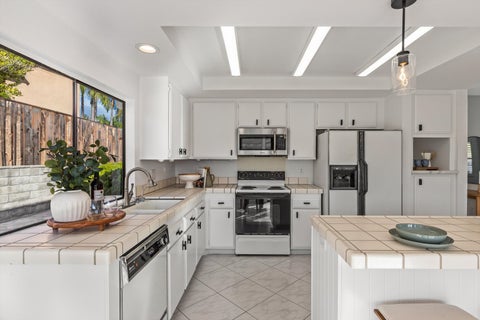 Tiny photo for 470 Jolina Way, Encinitas, CA 92024 (MLS # 12793072)