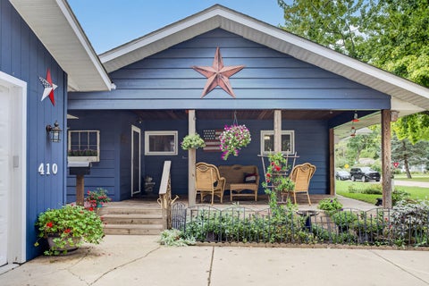 Tiny photo for 410 E Jones Street, Plano, IL 60545 (MLS # 12770470)