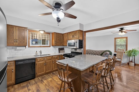 Tiny photo for 410 E Jones Street, Plano, IL 60545 (MLS # 12770470)