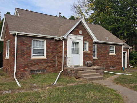 Photo of 206 E Locust Street, Davenport, IA 52803 (MLS # 12706841)