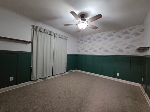 Tiny photo for 206 E Locust Street, Davenport, IA 52803 (MLS # 12706841)