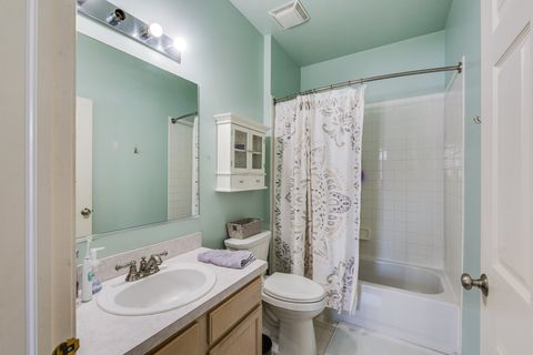 Tiny photo for 7105 Westwood Drive #7105, Carpentersville, IL 60110 (MLS # 12540329)