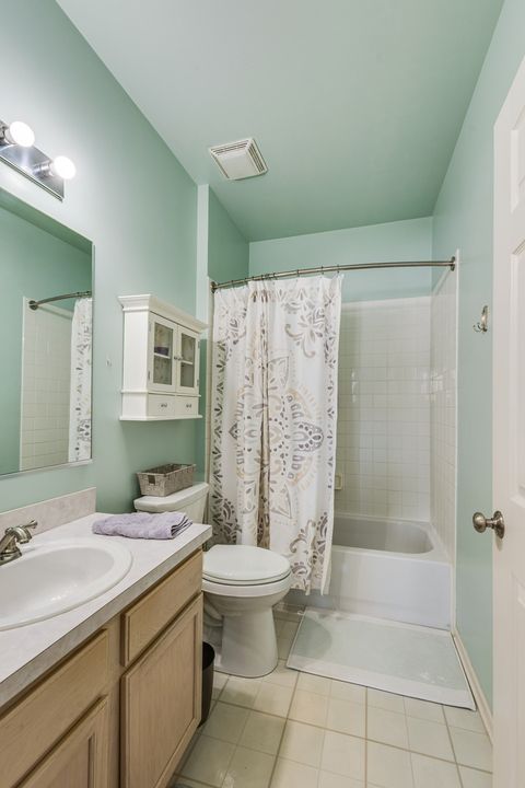 Tiny photo for 7105 Westwood Drive #7105, Carpentersville, IL 60110 (MLS # 12540329)