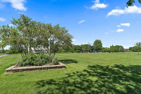 Tiny photo for 7105 Westwood Drive #7105, Carpentersville, IL 60110 (MLS # 12540329)