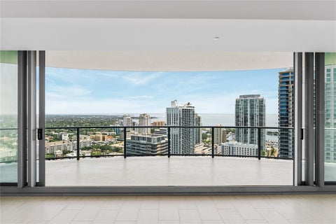 Photo of 400 Central Avenue #3107, St Petersburg, FL 33701 (MLS # 12665990)