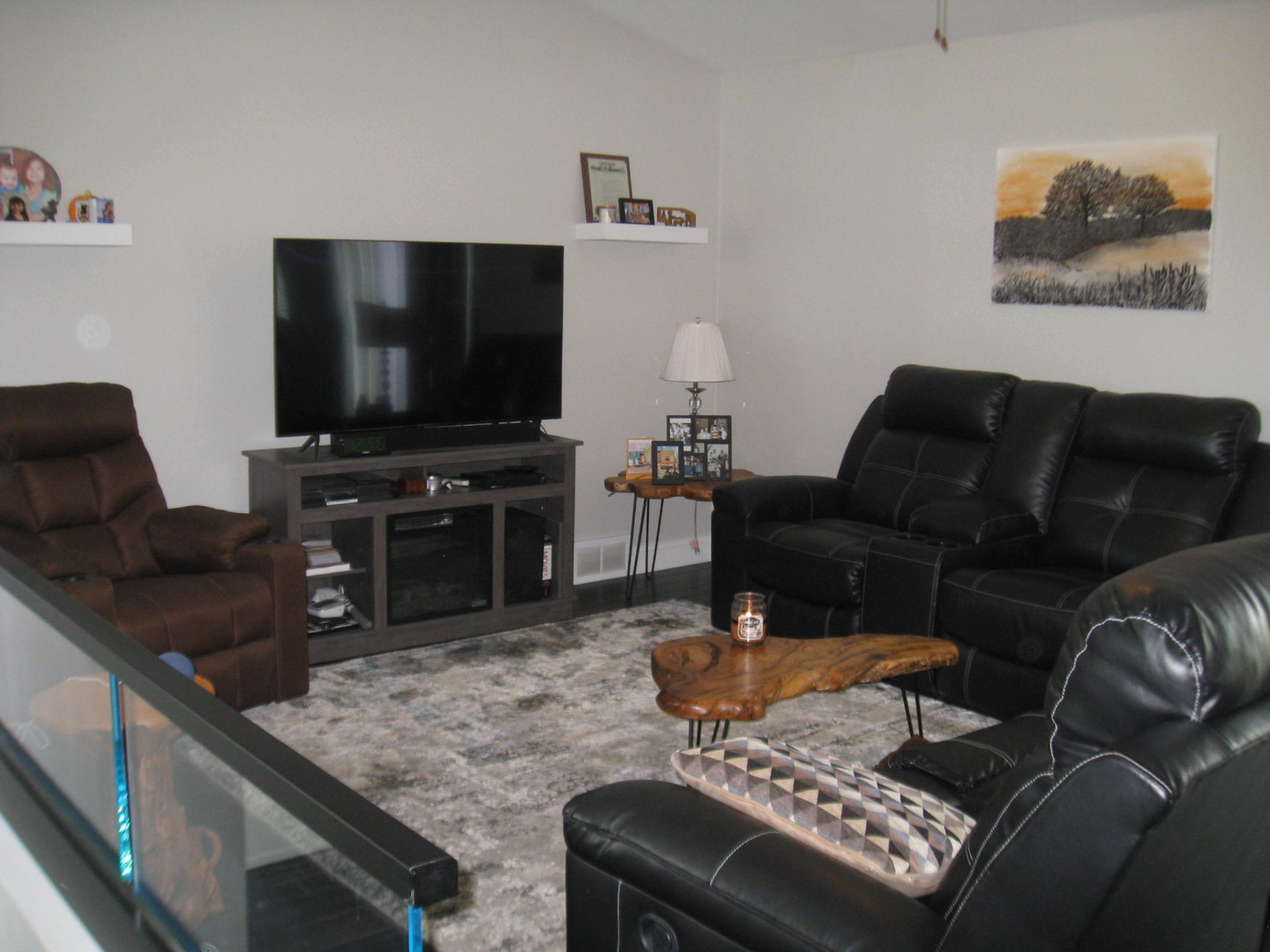 9810 N Lauren Lane