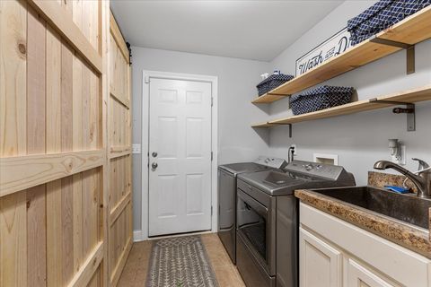 Tiny photo for 905 Tall Grass Court, Somonauk, IL 60552 (MLS # 12558459)