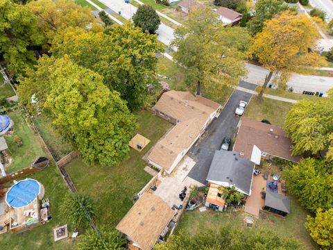 Tiny photo for 9909 Elm Circle Drive, Oak Lawn, IL 60453 (MLS # 12503406)