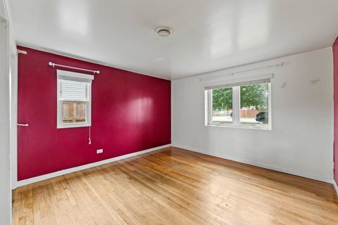 Tiny photo for 9909 Elm Circle Drive, Oak Lawn, IL 60453 (MLS # 12503406)