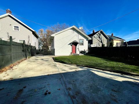 A home in Waukegan