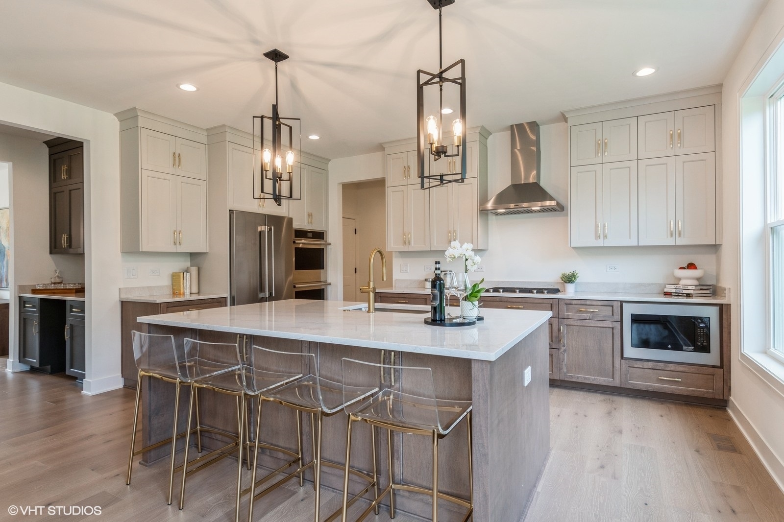 6030 Fairview Avenue