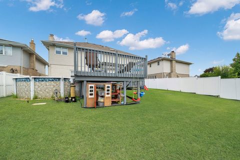 Tiny photo for 10745 Lockwood Avenue, Oak Lawn, IL 60453 (MLS # 12536459)