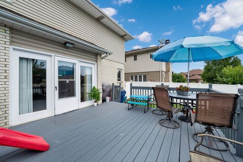 Tiny photo for 10745 Lockwood Avenue, Oak Lawn, IL 60453 (MLS # 12536459)