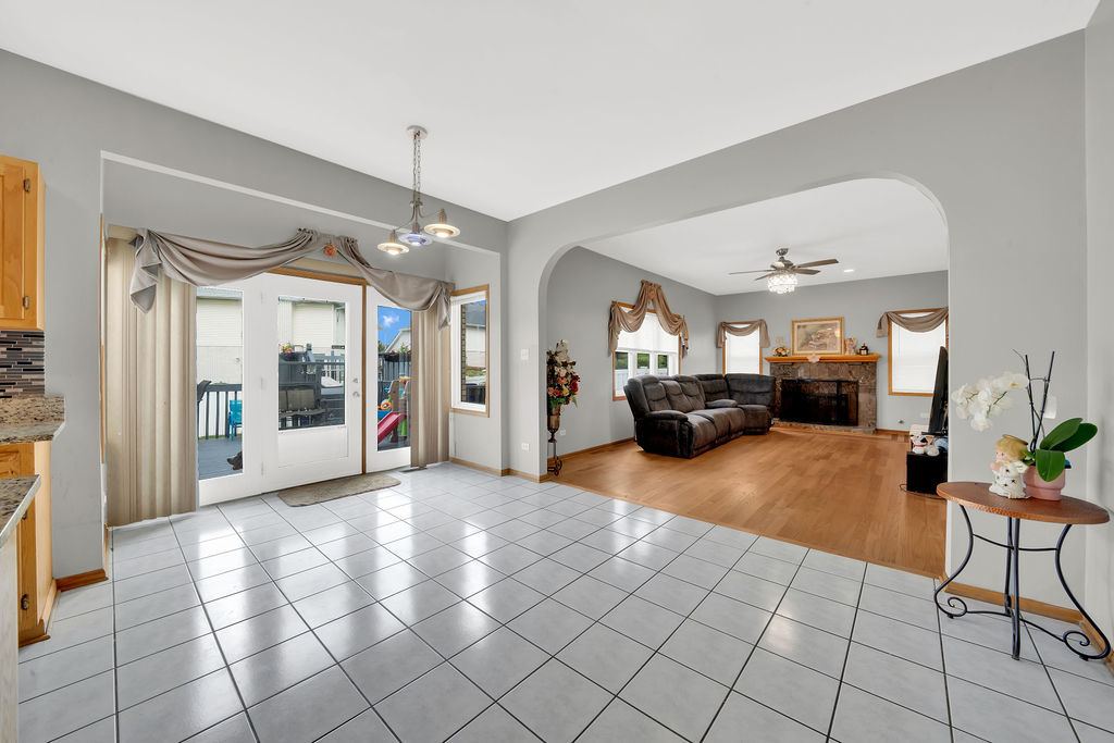 10745 Lockwood Avenue