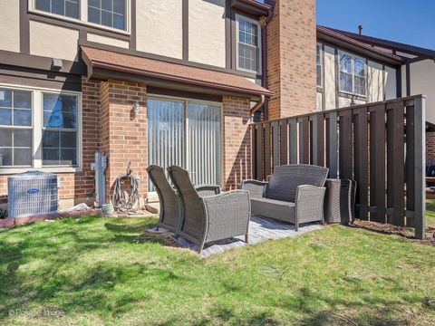 Tiny photo for 210 Stoneybrook Lane, Bloomingdale, IL 60108 (MLS # 12604065)