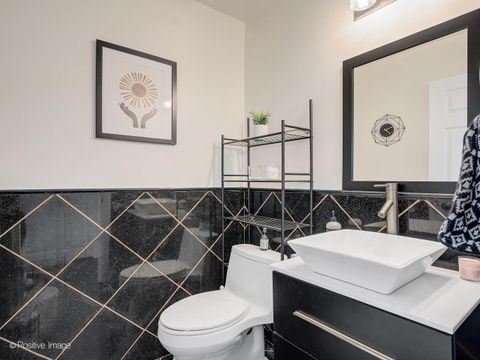 Tiny photo for 210 Stoneybrook Lane, Bloomingdale, IL 60108 (MLS # 12604065)