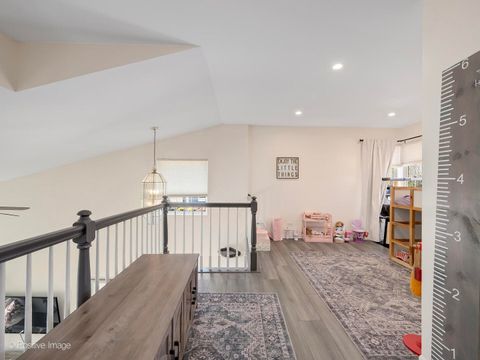 Tiny photo for 210 Stoneybrook Lane, Bloomingdale, IL 60108 (MLS # 12604065)