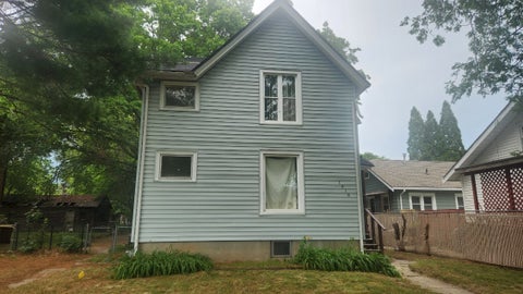 Photo of 1518 9th Avenue, Rockford, IL 61104 (MLS # 12699076)