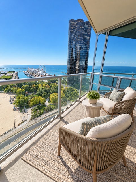 Tiny photo for 600 N Lake Shore Drive #2011, Chicago, IL 60611 (MLS # 12765205)