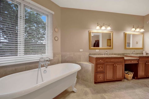 Tiny photo for 824 Shibley Avenue, Park Ridge, IL 60068 (MLS # 12721080)