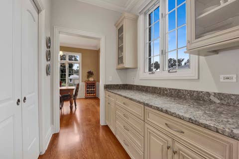 Tiny photo for 824 Shibley Avenue, Park Ridge, IL 60068 (MLS # 12721080)
