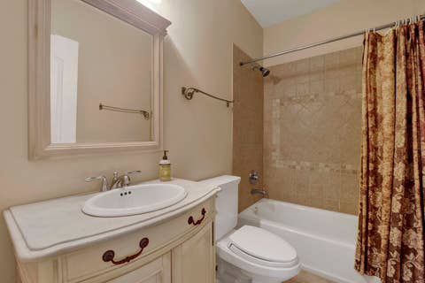Tiny photo for 824 Shibley Avenue, Park Ridge, IL 60068 (MLS # 12721080)
