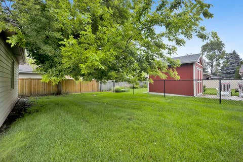 Tiny photo for 824 Shibley Avenue, Park Ridge, IL 60068 (MLS # 12721080)