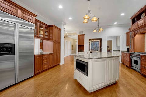 Tiny photo for 824 Shibley Avenue, Park Ridge, IL 60068 (MLS # 12721080)
