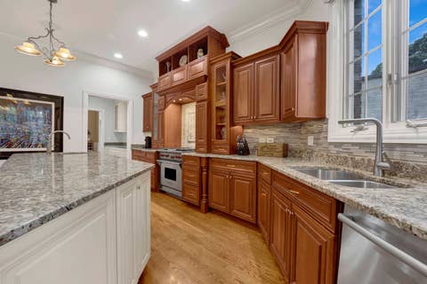 Tiny photo for 824 Shibley Avenue, Park Ridge, IL 60068 (MLS # 12721080)