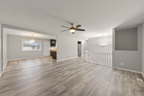 Tiny photo for 852 Napa Street, Carol Stream, IL 60188 (MLS # 12517039)