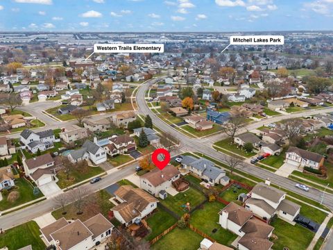 Tiny photo for 852 Napa Street, Carol Stream, IL 60188 (MLS # 12517039)