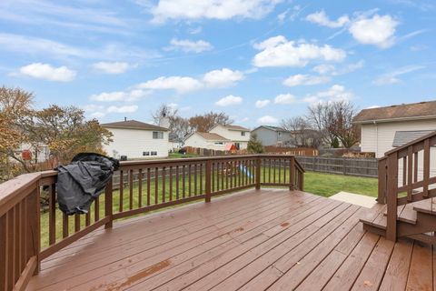 Tiny photo for 852 Napa Street, Carol Stream, IL 60188 (MLS # 12517039)