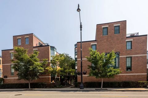 Photo of 2707 N Lincoln Avenue #R, Chicago, IL 60614 (MLS # 12655977)