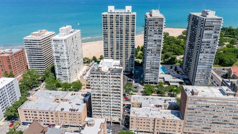Tiny photo for 5740 N Sheridan Road #9D, Chicago, IL 60660 (MLS # 12431594)
