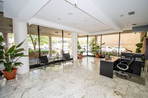 Tiny photo for 5740 N Sheridan Road #9D, Chicago, IL 60660 (MLS # 12431594)