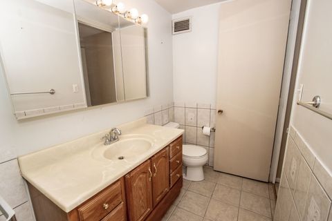 Tiny photo for 5740 N Sheridan Road #9D, Chicago, IL 60660 (MLS # 12431594)