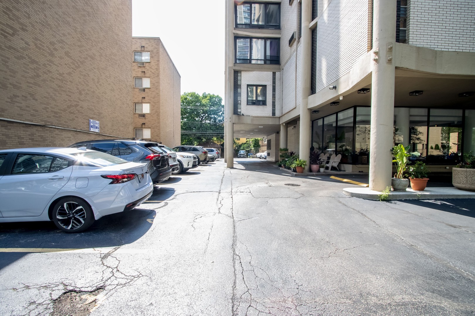 5740 N Sheridan Road 9D