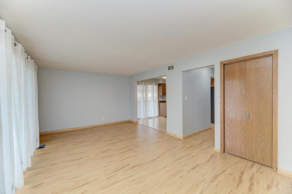 226 Manor Drive 1