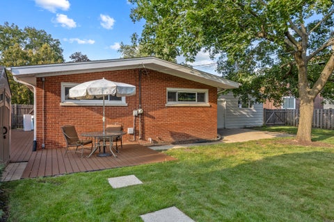 Tiny photo for 248 E Schick Road, Bloomingdale, IL 60108 (MLS # 12728815)