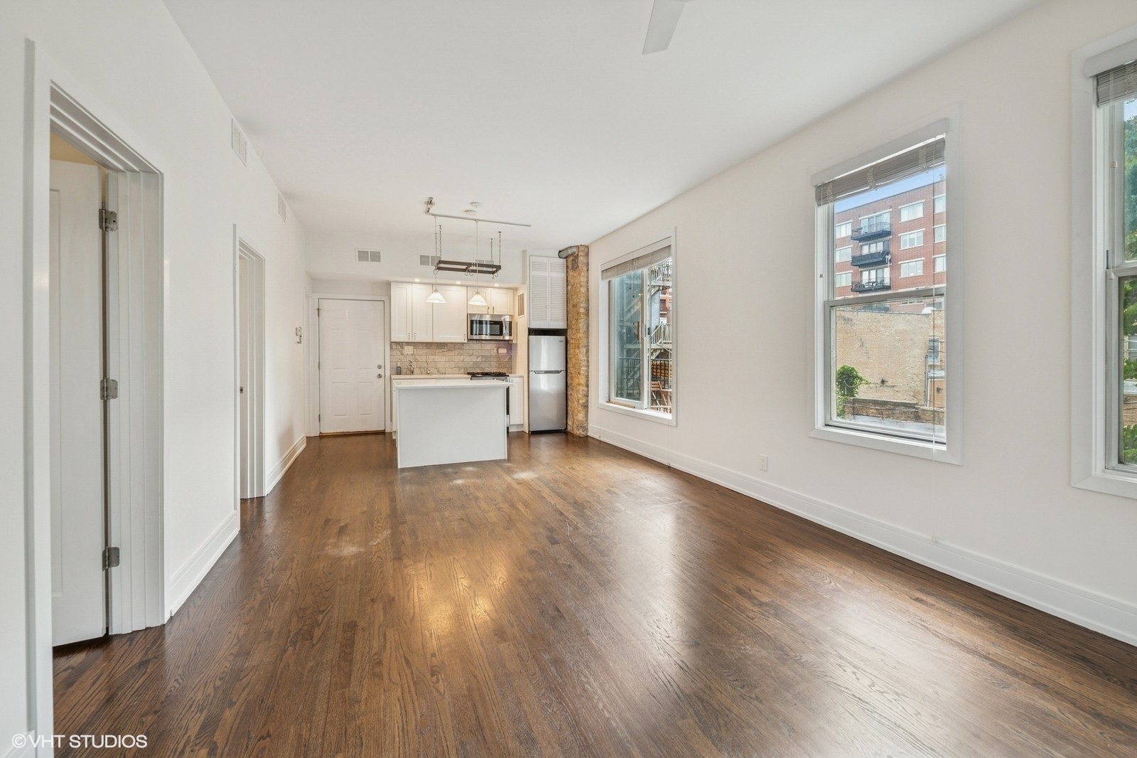 1407 N Wells Street 3E