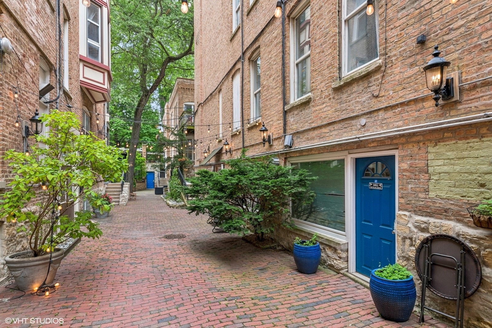 1407 N Wells Street 3E