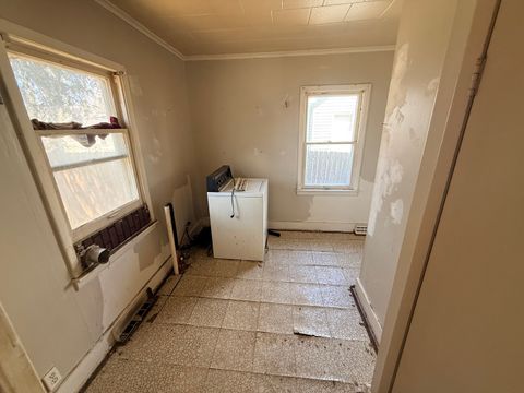 Tiny photo for 1424 S Nevada Avenue, Davenport, IA 52802 (MLS # 12611672)