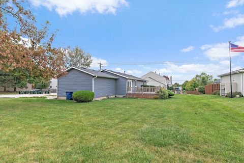 Tiny photo for 400 S Collins Street, South Elgin, IL 60177 (MLS # 12515605)