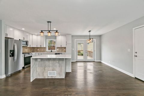 Tiny photo for 400 S Collins Street, South Elgin, IL 60177 (MLS # 12515605)